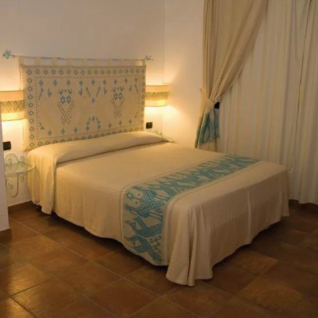 Altura Hotell Villasimius 3*,  Italien