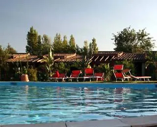 Altura Hotell Villasimius